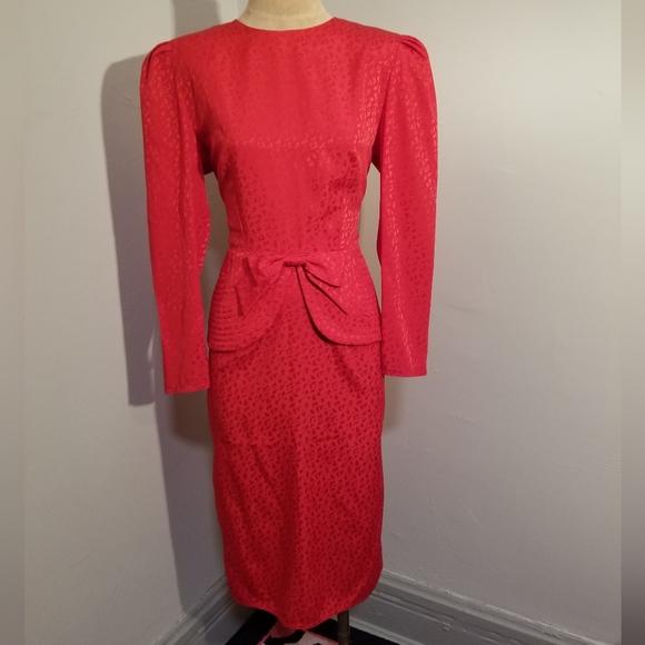 Maggy Boutique Other - LADY IN RED Vintage 80's Boss Work 2 Piece Suit Peplum Bow Top Skirt Size 12 Hot